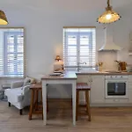 Apartament Lithelia *